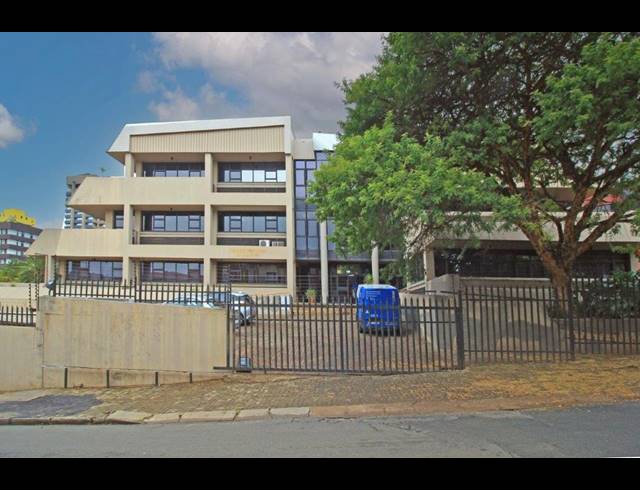 476M² BUILDING TO LET IN SUNNYSIDE